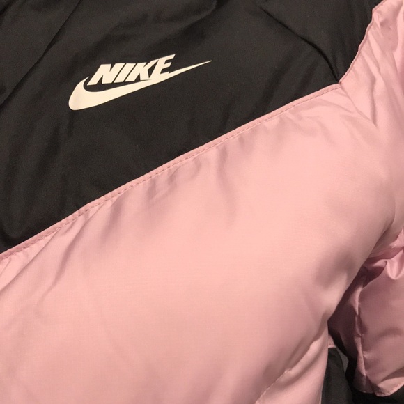Nike youth jacket - Picture 3 of 4